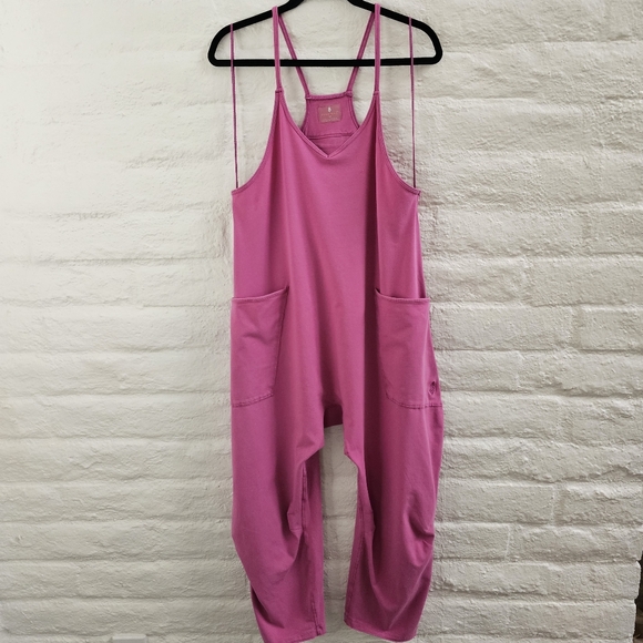 FP Movement Hot Shot Onsie in Pink Sz XS - Picture 11 of 11